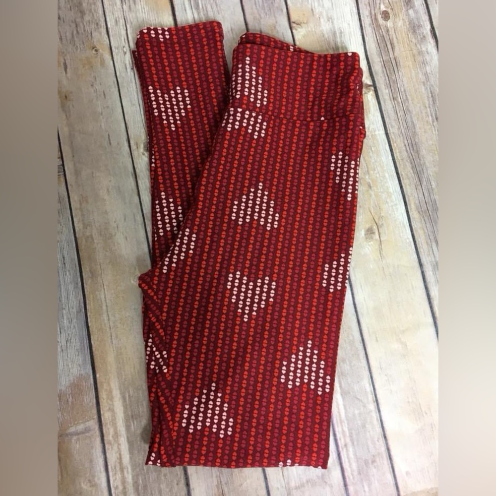 Brand New LuLaRoe Valentines leggings size OS 2-10